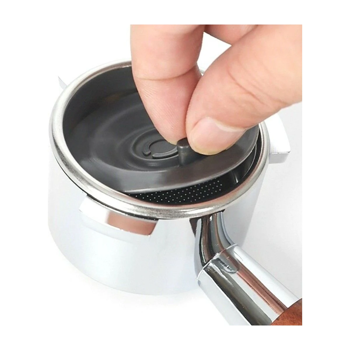 54 mm Backflush Cleaning Disc for Breville, placing the disc in a basket