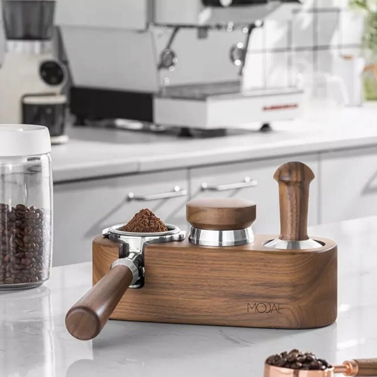 MOJAE 53–54 mm Tamper Station, in use on a bench