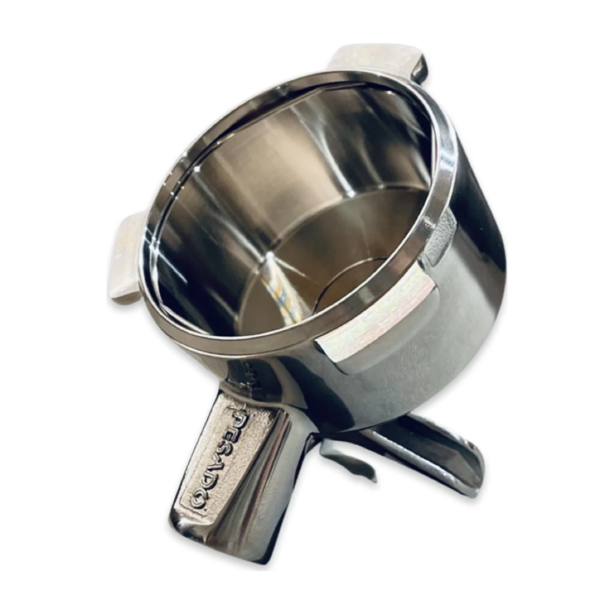 Pesado Double-Spout Portafilter, alternate view