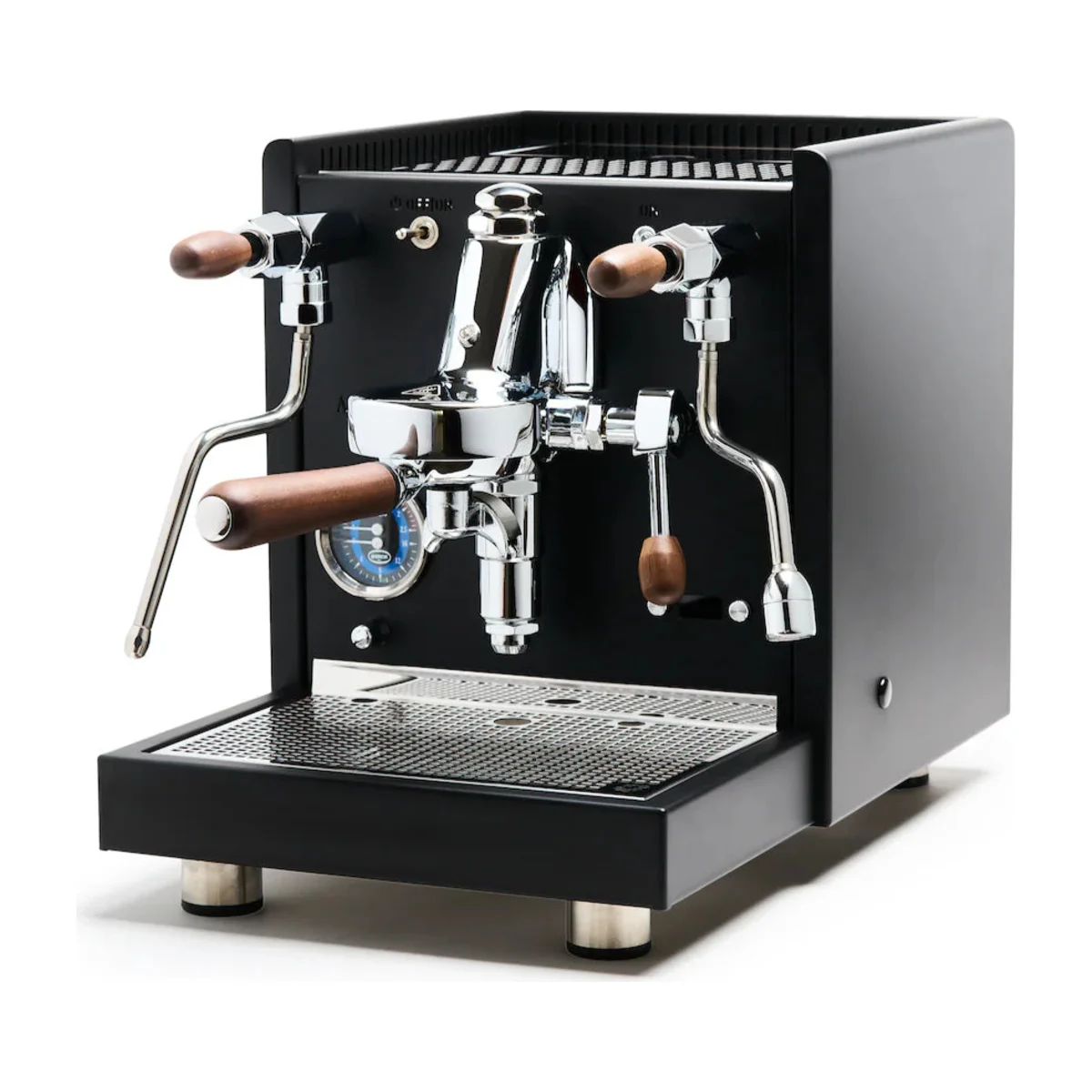 Quick Mill Aquila in black with E61 group and timber handles