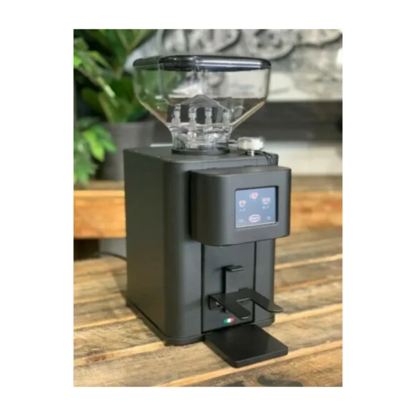 Quick Mill Sirio Home Compact coffee grinder, black, front view with display